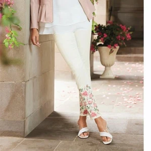 16W PLUS Midnight Velvet White Summer Gracie Floral Embroidered Slim-Leg Jeans - Picture 1 of 6