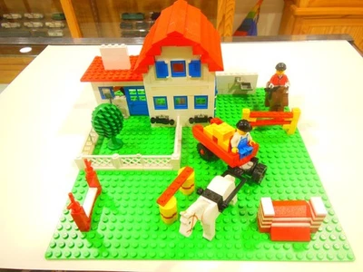 Set LEGO : LEGOLAND N°6379 RIDING STABLE sans  boite et ni notice - Photo 1/3