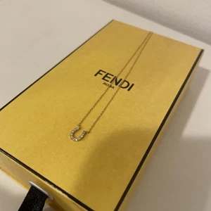 18K Yellow Gold Horseshoe Necklace with Diamond 39cm - Elegant Design - Picture 1 of 3