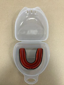 Kinder/Junior Gummischild mit Schutzhülle, schwarz und rot - Bild 1 von 5