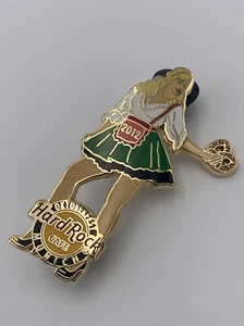 Hard Rock Cafe München Oktoberfest Sexy Girl Pin 2012 #68842 🇩🇪 🍺 🍻 🥨 - Bild 1 von 3