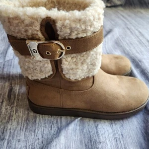 GBG Los Angeles Nuevas Sin Caja Aussie Peludo Tostado Imitación Gamuza Piel Sherpa Botas Talla 7.5 - Imagen 1 de 10