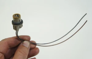 2004-2008 chrysler crossfire bumper cover marker light bulb holder socket oem - Picture 1 of 12