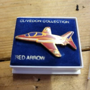 The Cliveden Collection Red Arrow Enamel Pin Badge - Picture 1 of 4