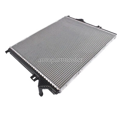 Intercooler radiador refrigeración bmw f22 f30 f32 l4 2,0 l 2016-2021 17118741830 Foto 1 de 4