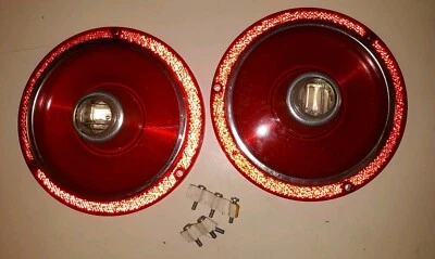 Ford Galaxy Sunliner Custom 500 XL 1962 luz trasera lente Nors par Foto 1 de 4