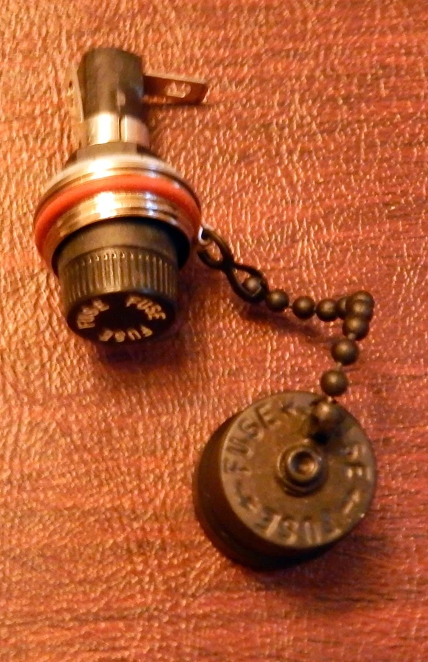 1-Brand New Military Grade Fuse Holder 03400313Z Little Fuse - Image 1 of 1