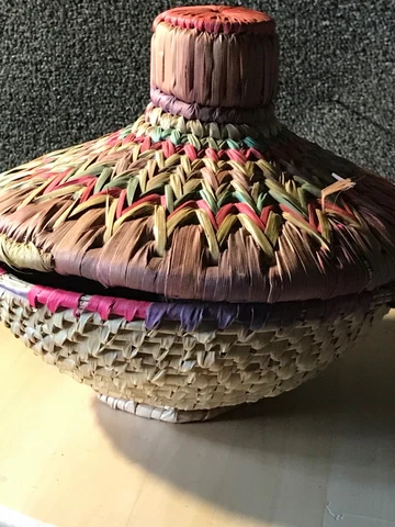 MOROCCAN WOVEN BREAD BASKET W LID Cover