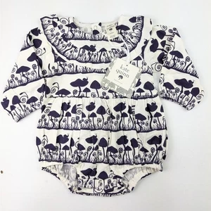 Pagliaccetto per funghi Kate Quinn Plumeria 3-6 mesi - Foto 1 di 3