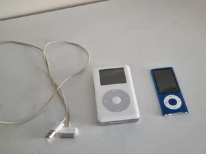 Apple iPod Classic Photo 4th Generation White 60GB. Nice Condition. and blue - Picture 1 of 24