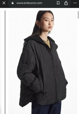 Chaqueta Abrigo COS Acolchada Talla Grande Inmaculada Foto 1 de 4