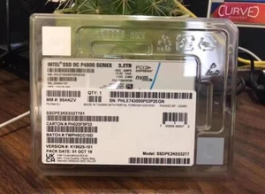 New Intel DC P4600 3.2TB Series NVMe PCIe 2.5" U.2 Internal SSD SSDPE2KE032T7 - Picture 1 of 1