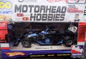 HOT WHEELS 1:24, DANICA PATRICK, #7 MOTOROLA - GO DADDY INDY CAR, #P7309 - Foto 1 di 2