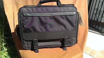 Maletín para portátil Winn 2731 de nailon negro Foto 1 de 4