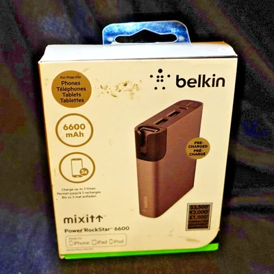 Belkin MixIt 6600mAh Rechargeable Battery Pack with Cable - Gray - F8M992btGRY - Image 1 of 4