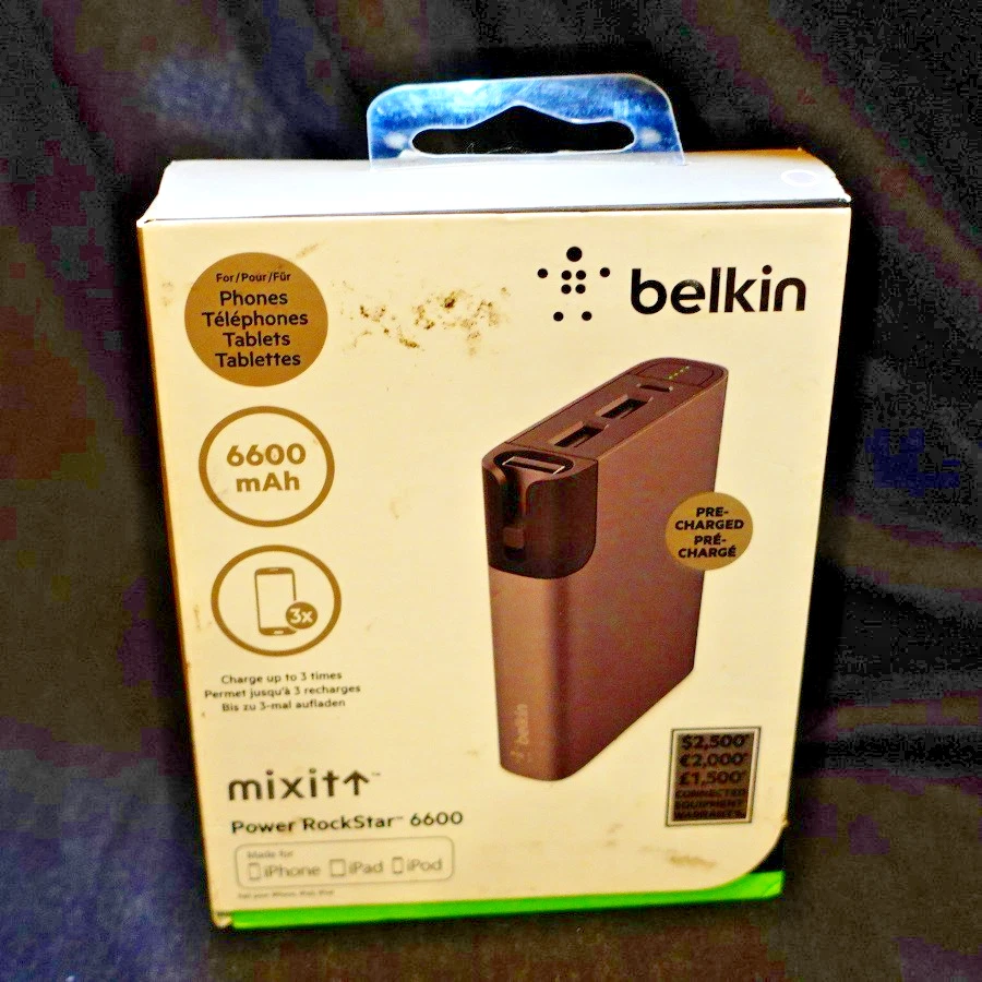 Belkin MixIt 6600mAh Rechargeable Battery Pack with Cable - Gray - F8M992btGRY - Image 1 of 4