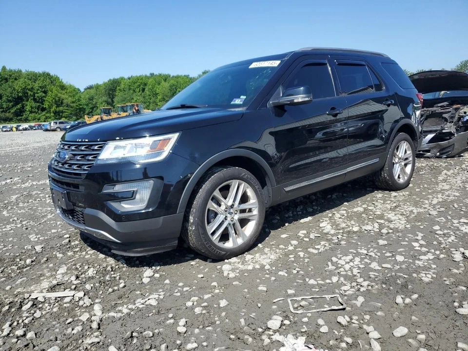 Used Front Left Lower Lower Control Arm Front fits: 2017 Ford Explorer Front Lef - Изображение 1 из 4