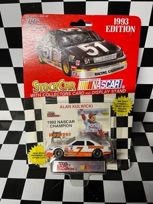 Alan Kulwicki #7 Hooters 1993 Racing Champions escala 1:64 diecast Foto 1 de 2