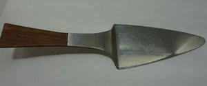 Espátula con mango de madera para pastelería usada de ACERO INOXIDABLE.Hecha en Japón. - Imagen 1 de 5