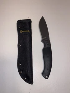 Browning Model 7532 Fixed Blade Knife - Picture 1 of 7