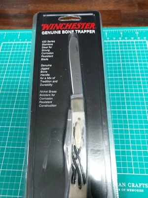 Winchester 420 Large Trapper Pocket Knife w/ Jigged Bone Handles & Belt Sheath - Image 1 of 4