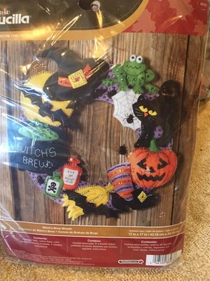 Kit de corona de fieltro BUCILLA Witch's Brew Halloween vintage 2014 - Gato murciélago calabaza Foto 1 de 4