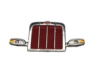 1/64 DCP PARTS CHROME PETERBILT 389 GRILL W/ RED SCREEN - Picture 1 of 3