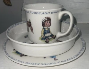 QUEENS LITTLE MISS SET PIATTI MUFFET CIOTOLA PIATTO E TAZZA RARO VINTAGE - Foto 1 di 11