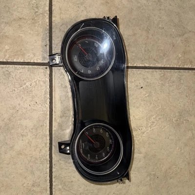 Velocímetro Dodge Charger 16 OEM 112 mil millas Foto 1 de 4