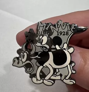 Disney pin Trading Pin Disney Pin Minnie Mouse 100 Years of Dreams #141 - Picture 1 of 6