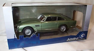 Aston Martin DB5 Green 1964 RHD UK Solido 1-18 scale Diecast model new - Picture 1 of 2