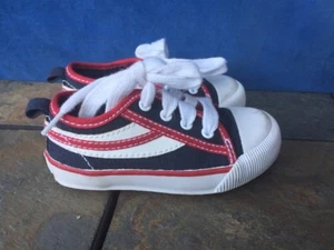 SALE @ BABY GAP Fashion Athletic Sneakers RED WHITE BLUE Boys Girls Sz 7 T ❤️b2 - Picture 1 of 9