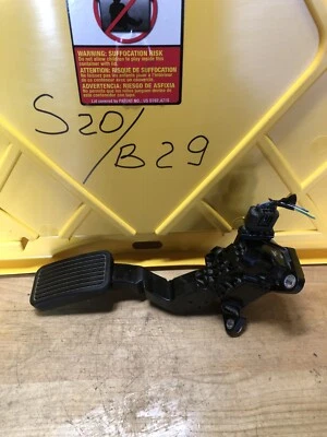 Оригинальная педаль акселератора газа для Honda Accord 2013-2017 годов выпуска MX270000-0430 - Изображение 1 из 4