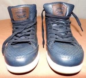 Shoes Levis Gray High Top Sneakers Shoes Size 4 Kids Youth Boys Girls Lace Up - Picture 1 of 17