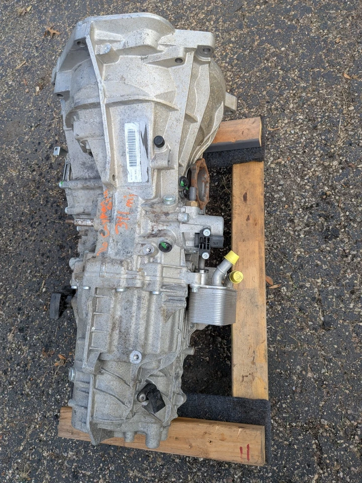 Porsche Cayman GT4 13-16 6 velocidades transmisión manual poco kilometraje 311 millas - SIN PRECIO BASE  Foto 1 de 4