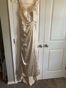 Champagne Formal Dress Wedding Prom Costume Tie Back Size 8 See Description C431 - Picture 1 of 10