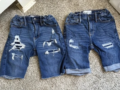 2 pares de pantalones cortos de mezclilla Abercrombie para niños talla 9/10 cintura ajustable Foto 1 de 4