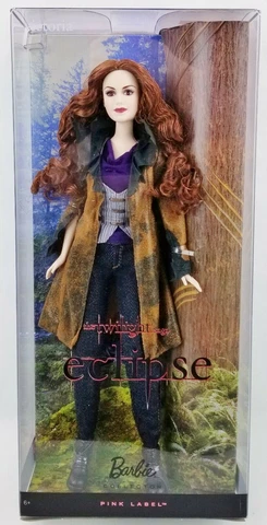 The Twilight Saga Eclipse Victoria Doll Barbie Collector Pink Label Mattel T2236 Cover