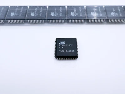 1X Microcontrolador AT89C51RD2-SLSIM ATMEL 8 bits 8051 Flash MCU 64K 40MHz PLCC-44 Foto 1 de 4