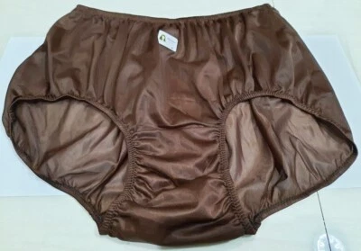 Talla 5XL Estilo Vintage Mujeres Gran Abuela Ropa Interior Nylon Bragas Tailandesas Calzoncillos Suaves Foto 1 de 4