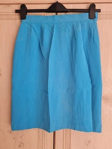 WOMANS BLUE LINED SILK SKIRT FROM AUGUST SILK IN A SIZE 10 - Picture 1 of 5