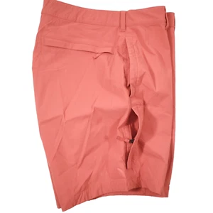 North Face Comfort Stretch Shorts Mens 35x8 Media Zip Pocket Coral MINT! - Picture 1 of 7