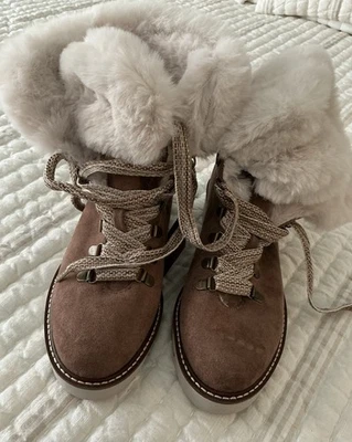 White Mountain Boots Faux Fur Lined Lace Up Hiking Style  Chunky Sole Women 8.5 - Image 1 of 4