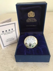 HALCYON DAYS ENAMEL BOX THE QUEEN MOTHER In Her CENTENARY YEAR 1900-2000 - Picture 1 of 10