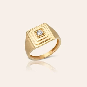 Minimalist 14K Gold Signet Ring, Dainty Square Pinkie Jewelry Gift, Size 8 - Picture 1 of 4