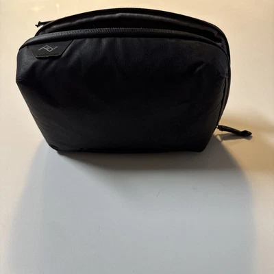 Peak Design Tech Pouch Black 2L EUC! - Image 1 of 4
