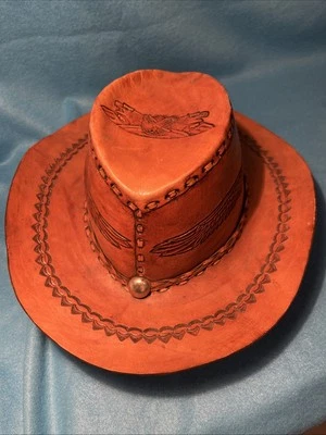 Sombrero de vaquero de águila de cuero en relieve hecho a mano - personalizado Foto 1 de 4