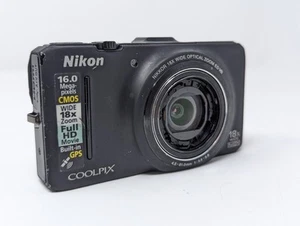 Nikon COOLPIX S9300 16.0MP Digital Camera Black (Please Read). - Bild 1 von 10