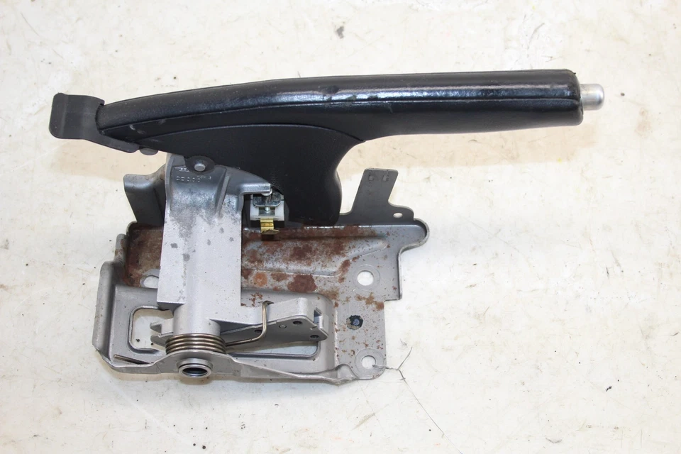 Manija de emergencia de freno de estacionamiento Nissan 370z 2009-2020 OEM CQ126 Foto 1 de 4