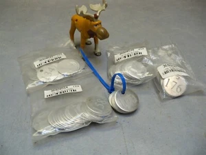 1-1/4" Diameter checks Metal numbered tags Round lot #s 101-200 - Picture 1 of 3
